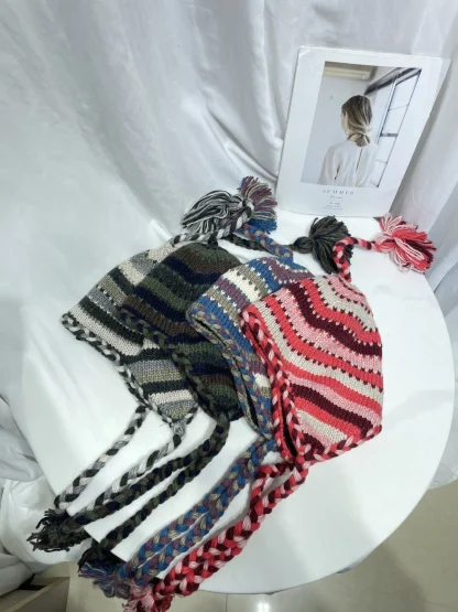 Stylish Knitted Trapper Hat with Striped Pattern - Image 14
